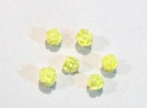 Yellow Icing Roses - 15 mm - Click Image to Close